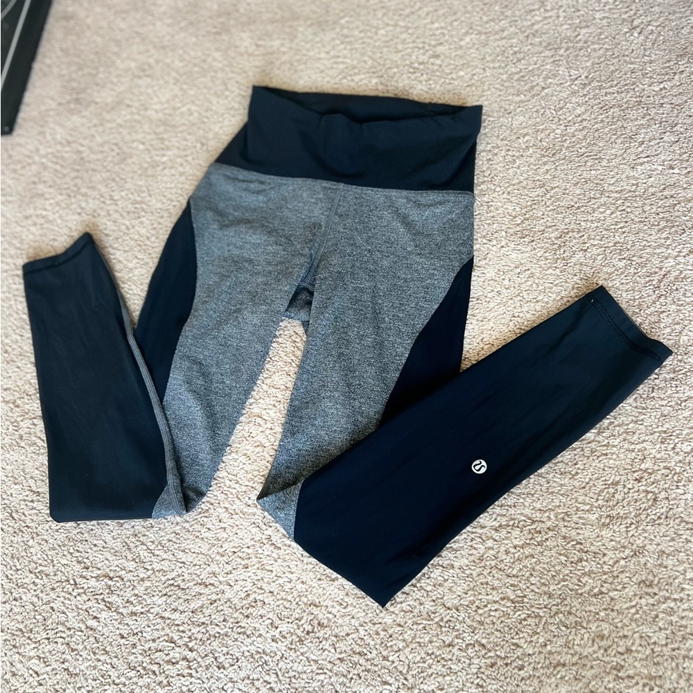 Lululemon Train Times 7/8 *Blocked 25" Leggings Size 4 Gray Black Lulu athletica